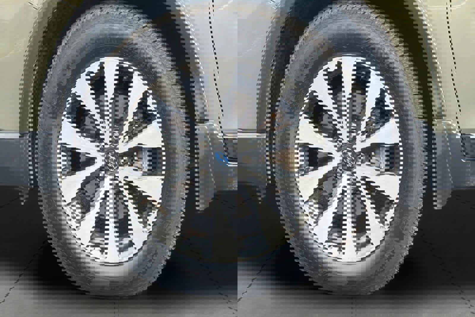 Used 2016 Subaru Outback 3.6R Limited image 11