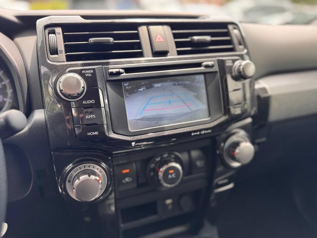 Used 2018 Toyota 4Runner TRD Off-Road Premium AWD/4WD image 14