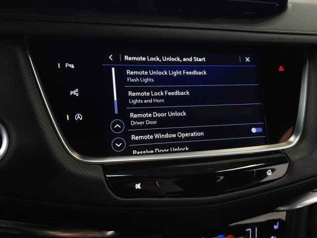 Certified 2022 Cadillac XT5 Premium Luxury w/ Technology Package image 31