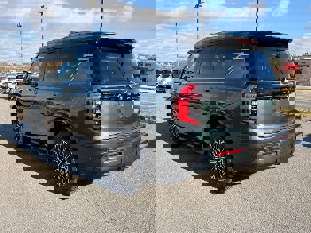 New 2026 Nissan Armada Platinum image 7