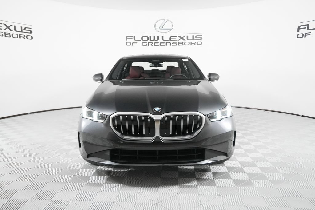 Used 2024 BMW 530i xDrive w/ Premium Package AWD/4WD image 2