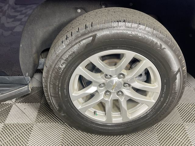 Used 2022 Chevrolet Suburban LT AWD/4WD image 33