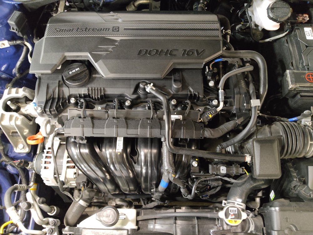 Used 2024 Hyundai Elantra SE FWD image 30
