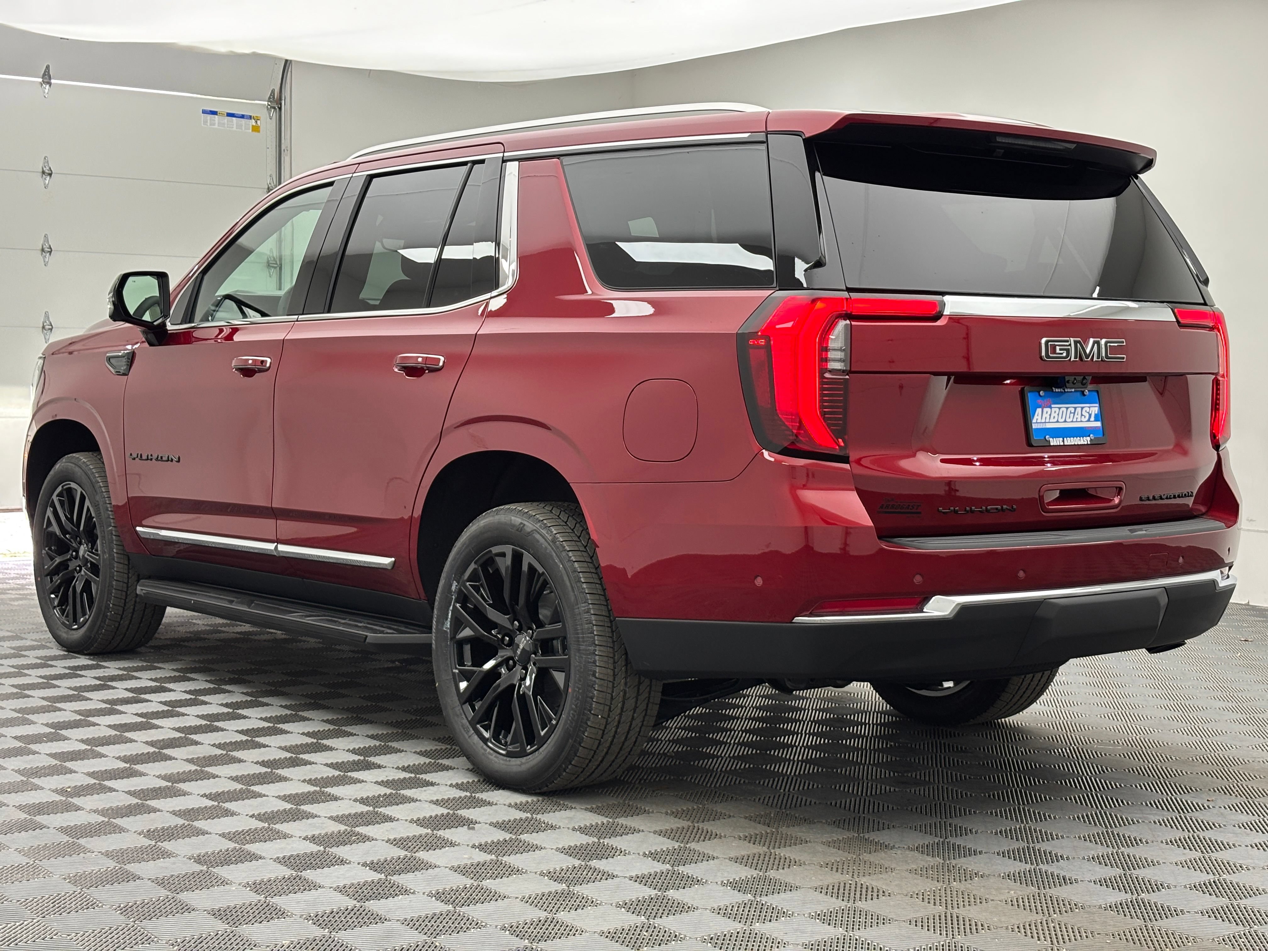 New 2026 GMC Yukon Elevation w/ Elevation Premium Package AWD/4WD image 16