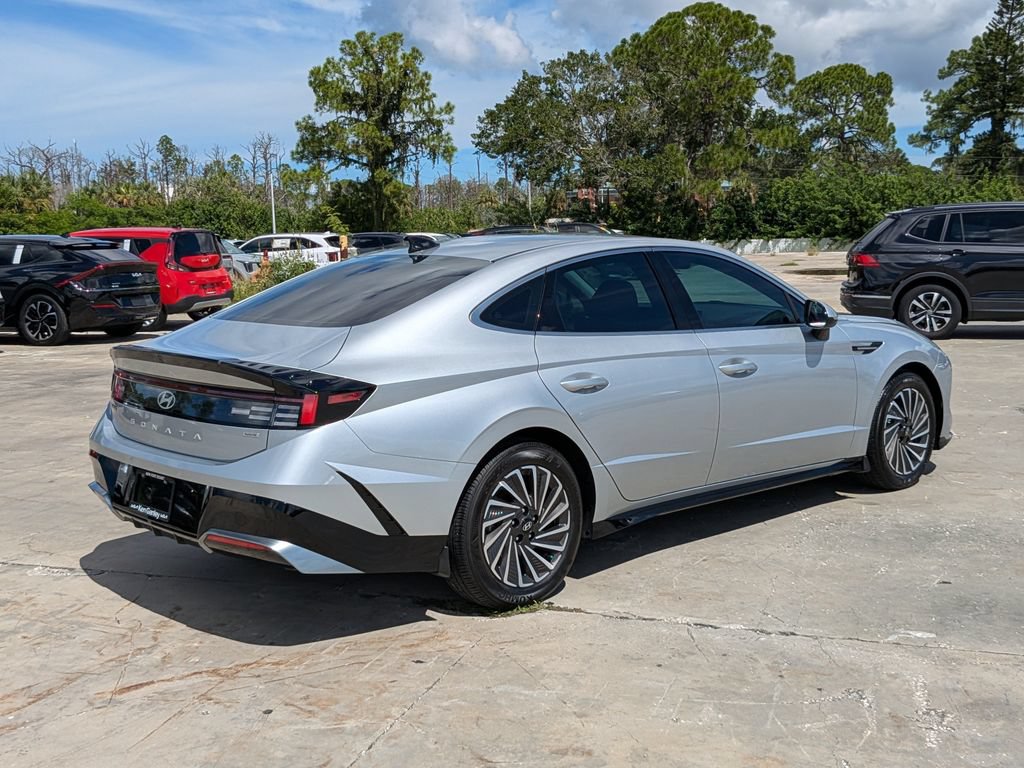Used 2024 Hyundai Sonata SEL FWD image 8