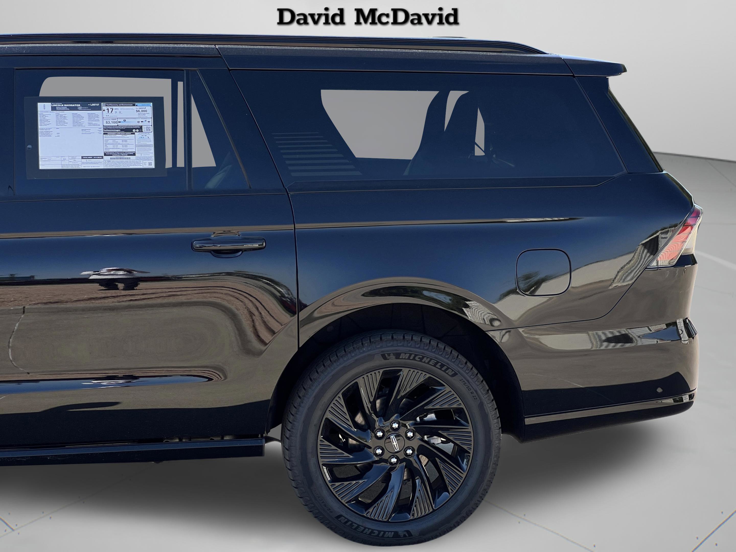New 2025 Lincoln Navigator L Reserve w/ Jet Appearance Package image 31
