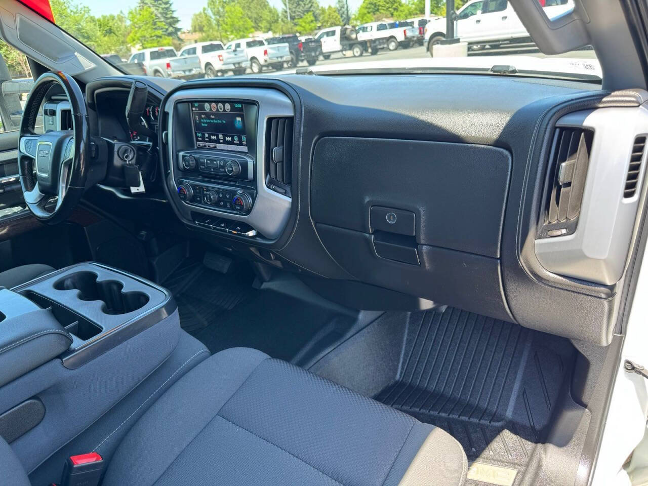 Used 2019 GMC Sierra 2500 SLE AWD/4WD image 32