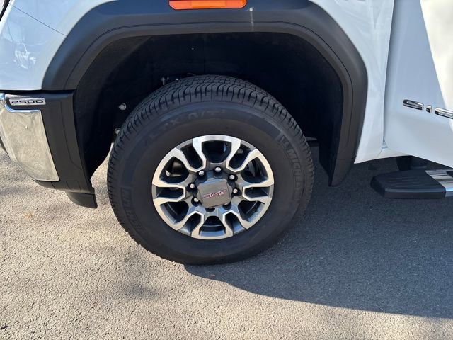 Used 2024 GMC Sierra 2500 SLT w/ SLT Premium Package image 30