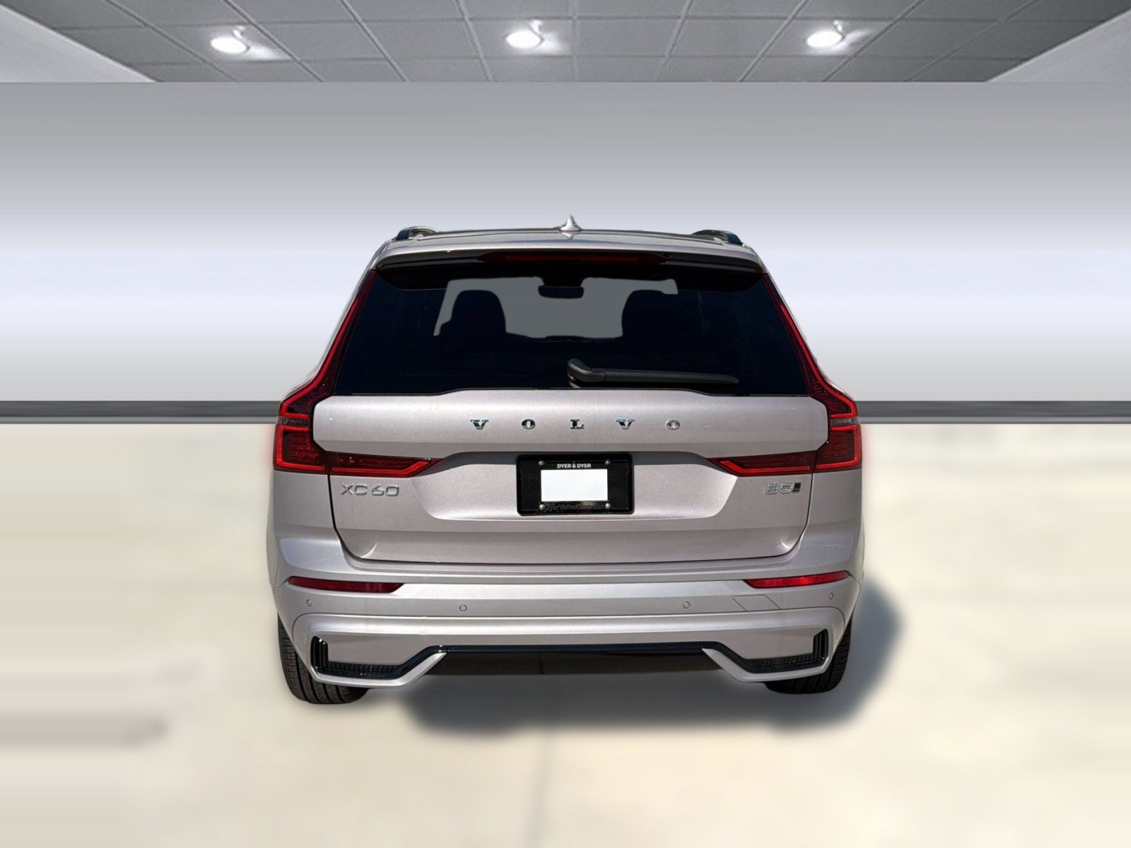 New 2026 Volvo XC60 B5 Plus w/ Climate Package AWD/4WD image 10