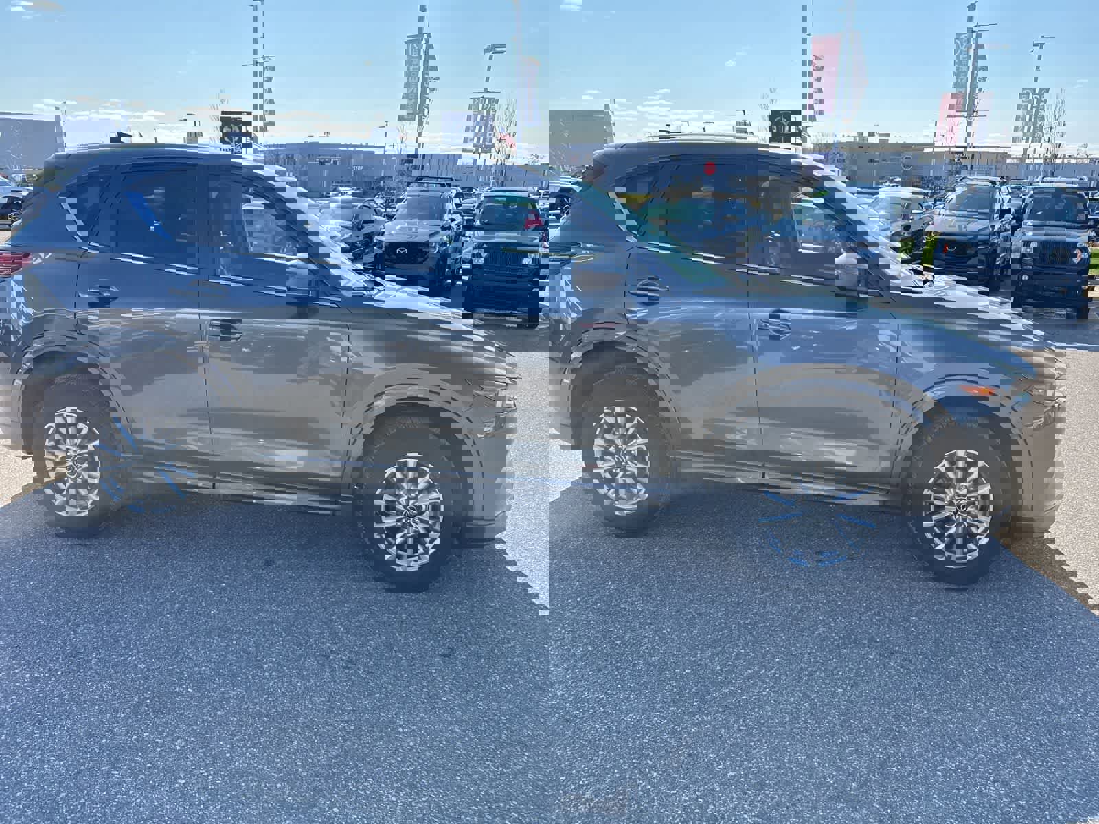 Used 2025 MAZDA CX-5 AWD 2.5 S w/ Preferred Package image 4