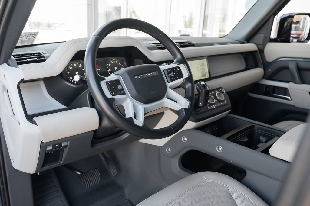 Used 2023 Land Rover Defender 110 S AWD/4WD image 17