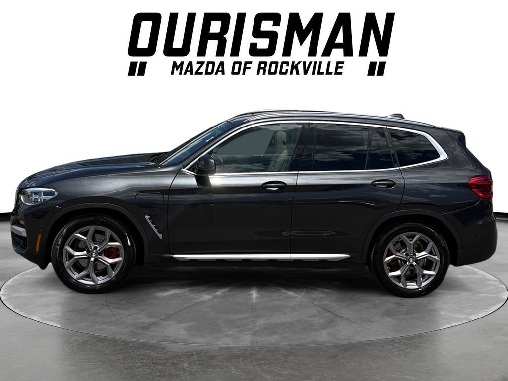 Used 2021 BMW X3 xDrive30e w/ Premium Package AWD/4WD image 3