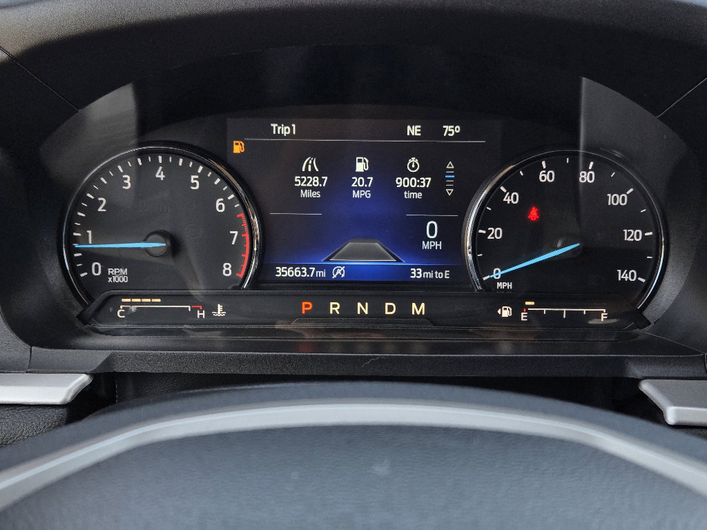 Used 2021 Ford Explorer XLT w/ Equipment Group 202A image 6