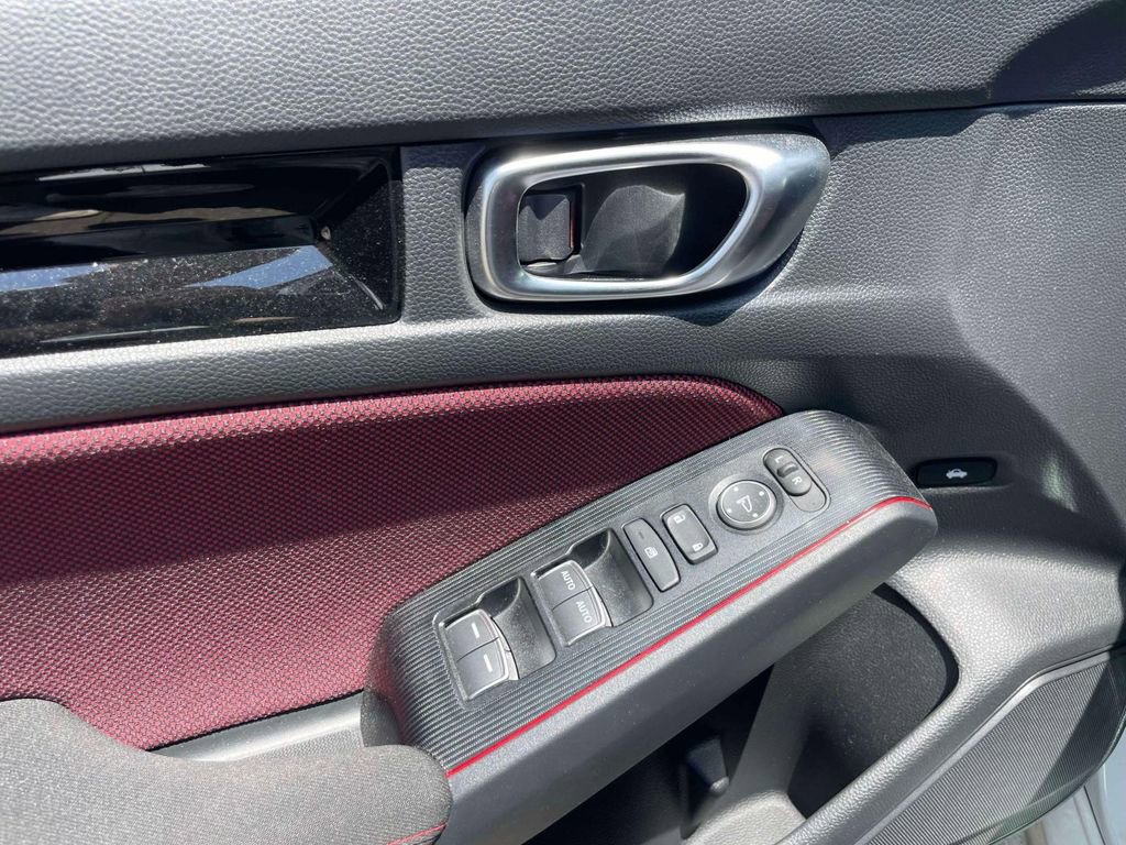 Used 2020 Honda Accord Touring image 16