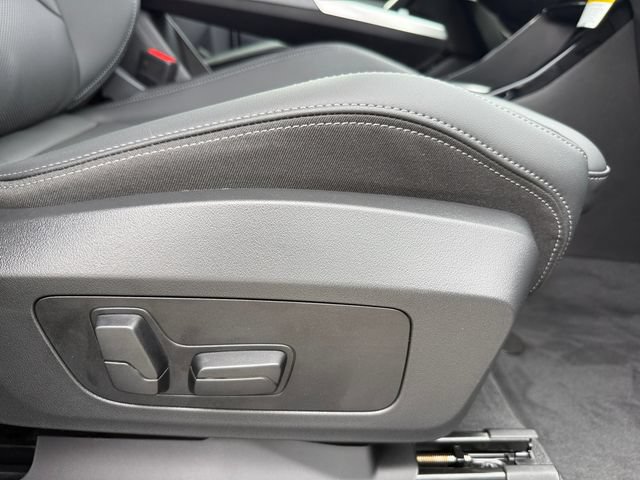 Certified 2026 BMW X1 xDrive28i w/ Technology Package AWD/4WD image 18