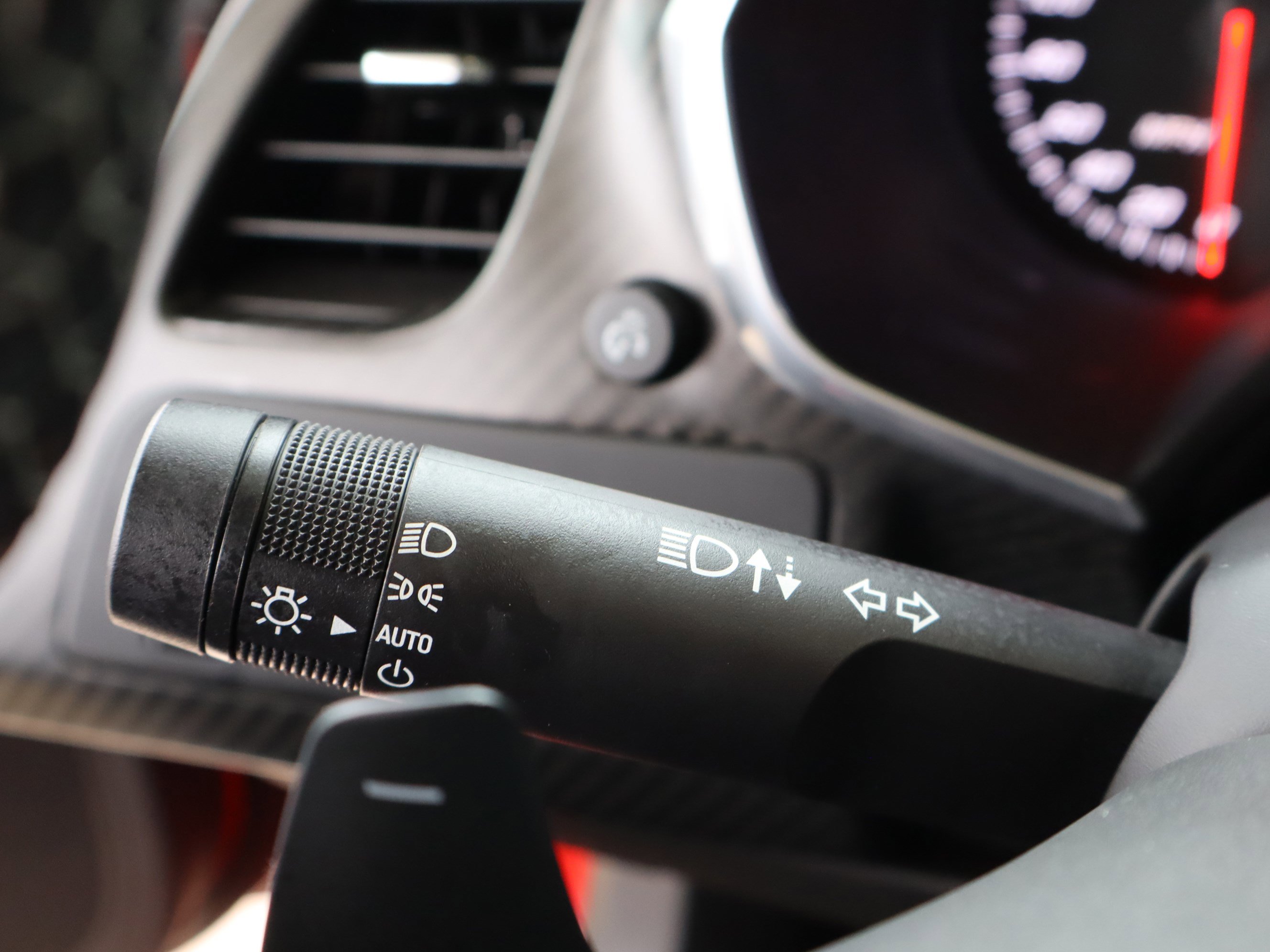 Used 2016 Chevrolet Corvette Stingray Coupe w/ 2LT Preferred Equipment Group image 19