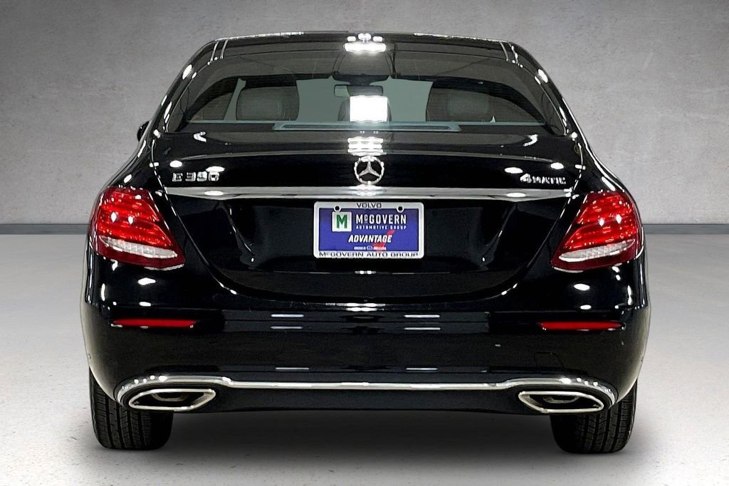 Used 2020 Mercedes-Benz E 350 4MATIC Sedan image 5