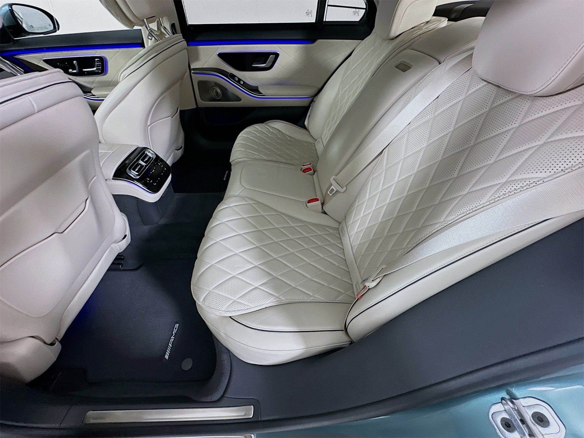 New 2026 Mercedes-Benz S 580 4MATIC Sedan image 27