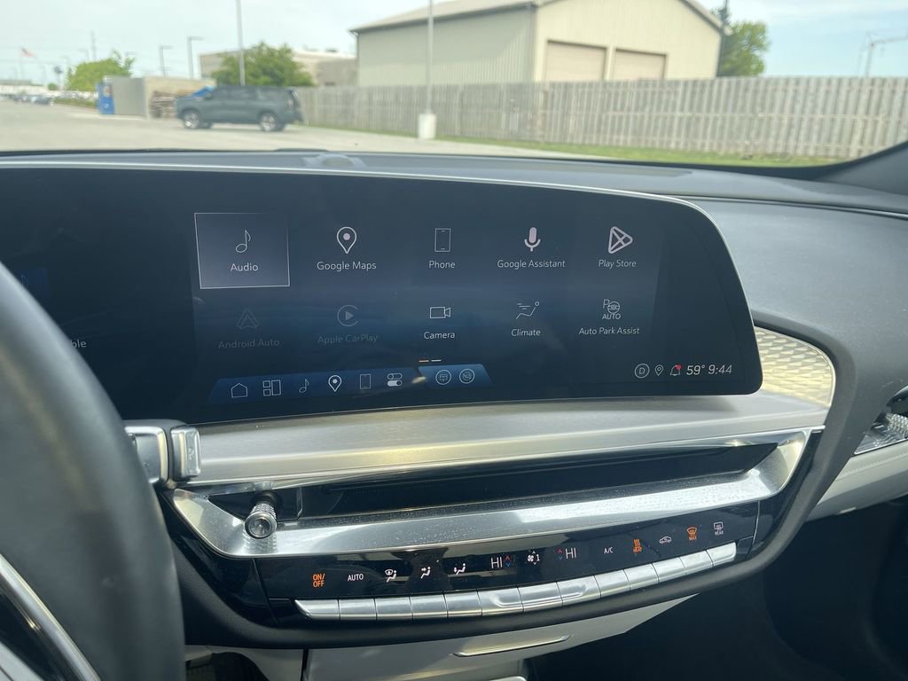Certified 2024 Cadillac Lyriq Luxury AWD/4WD image 17