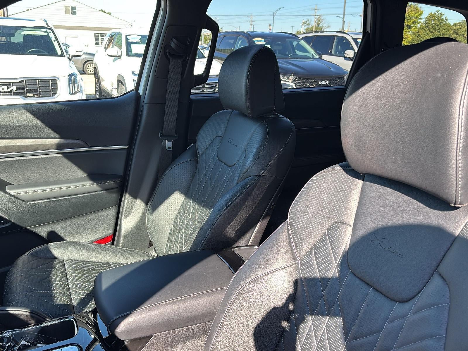 Certified 2025 Kia Telluride EX X-Line AWD/4WD image 12