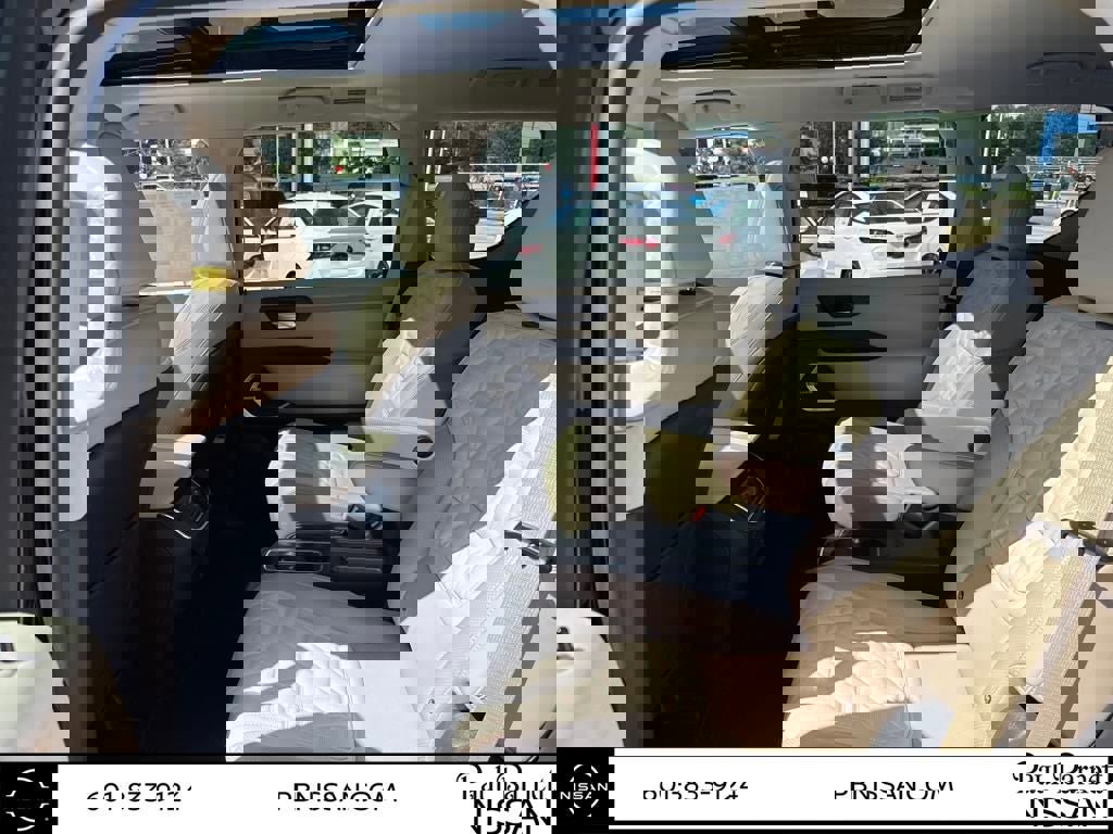 New 2025 Nissan Armada Platinum Reserve image 27