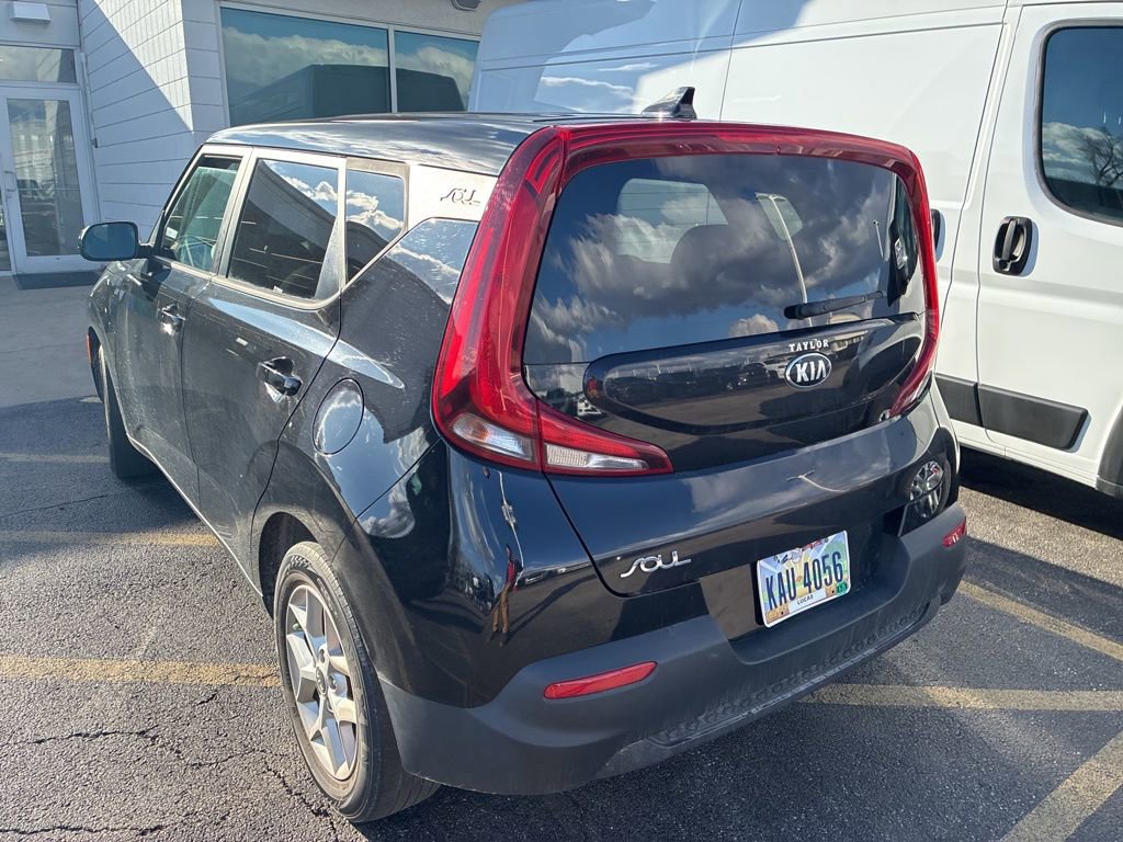 Used 2021 Kia Soul S image 4
