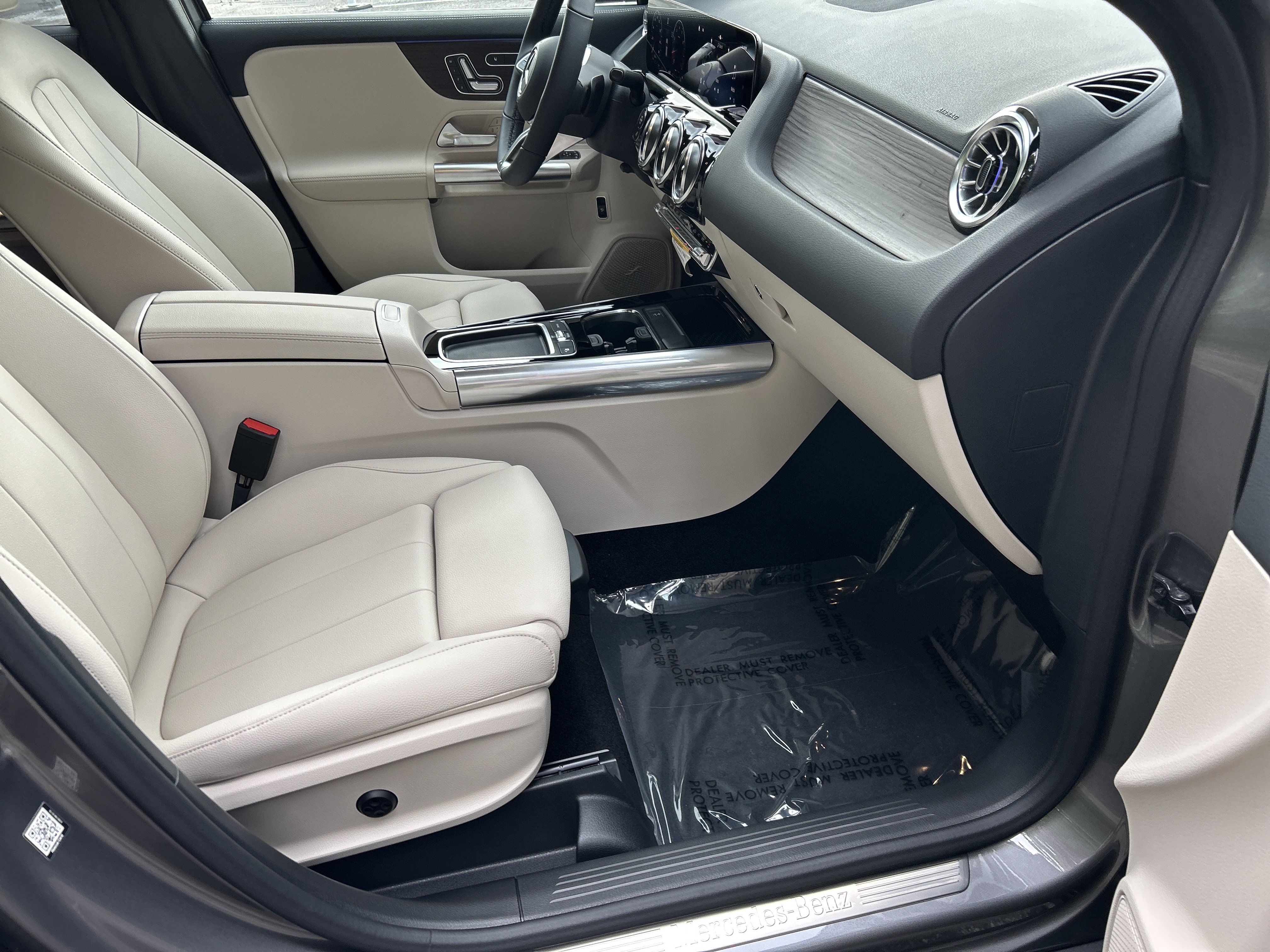 New 2026 Mercedes-Benz GLA 250 image 43