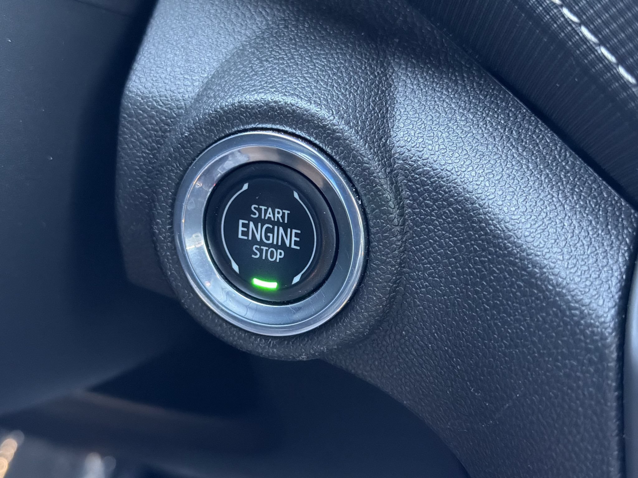 Used 2023 Chevrolet TrailBlazer ACTIV w/ Convenience Package FWD image 9
