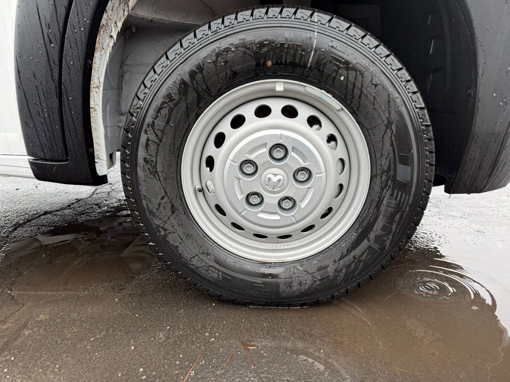 Used 2024 RAM ProMaster 2500 image 55