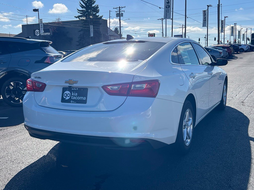 Used 2017 Chevrolet Malibu LS FWD image 9