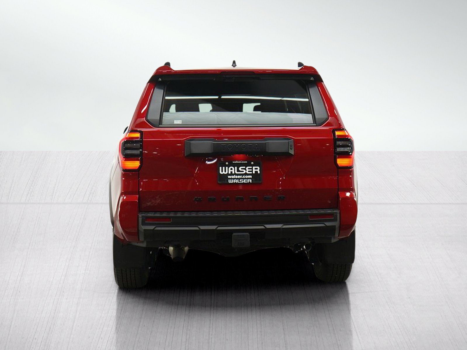 Used 2025 Toyota 4Runner SR5 AWD/4WD image 6