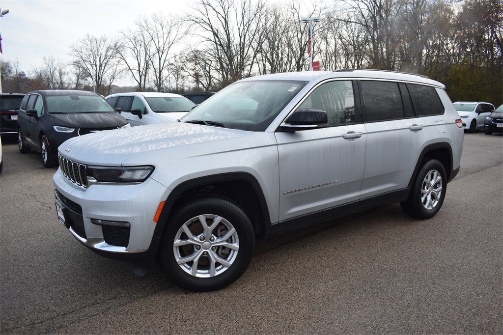 Used 2023 Jeep Grand Cherokee L Limited image 13