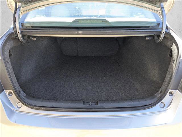 Used 2017 Honda Accord EX-L image 6