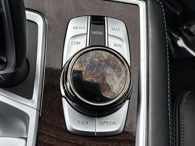Used 2020 BMW 750i xDrive w/ Executive Package image 22