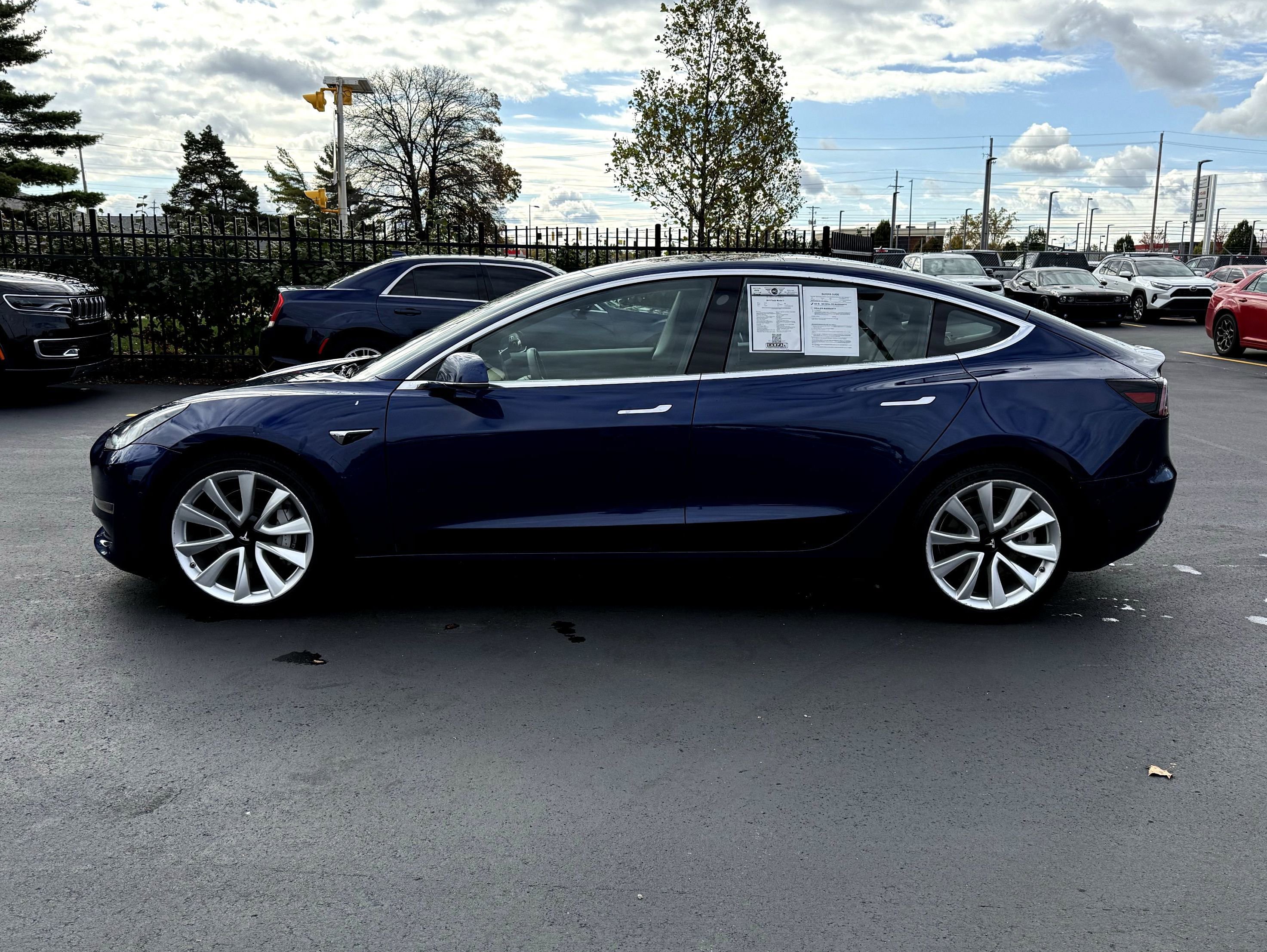 Used 2018 Tesla Model 3 Long Range image 5
