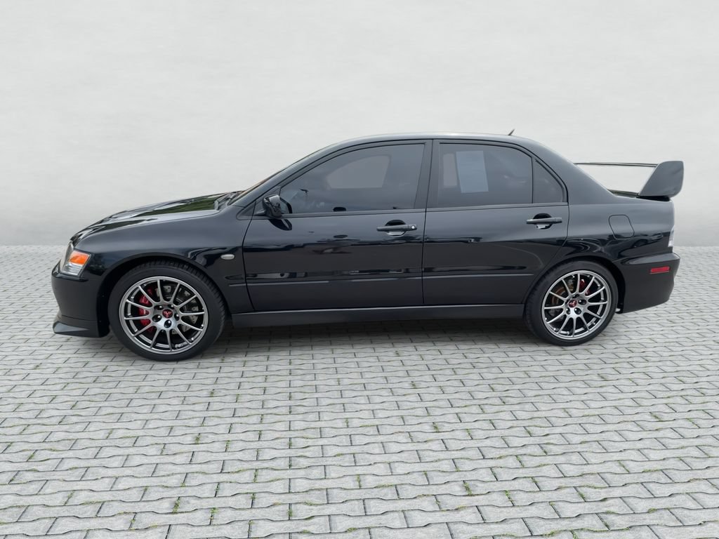 Used 2006 Mitsubishi Lancer Evolution AWD/4WD image 4