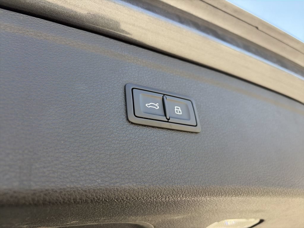 Used 2024 Audi Q5 2.0T Premium Plus AWD/4WD image 29