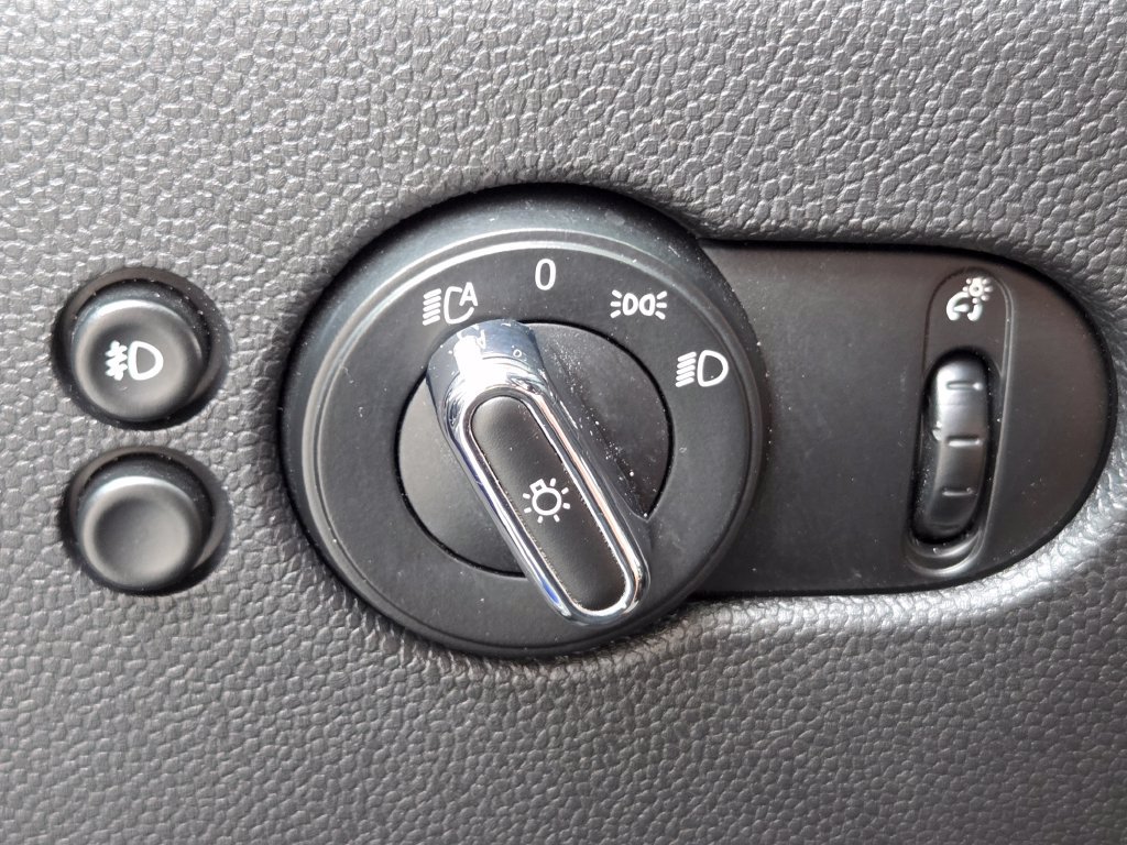 Used 2020 MINI Cooper S FWD image 12