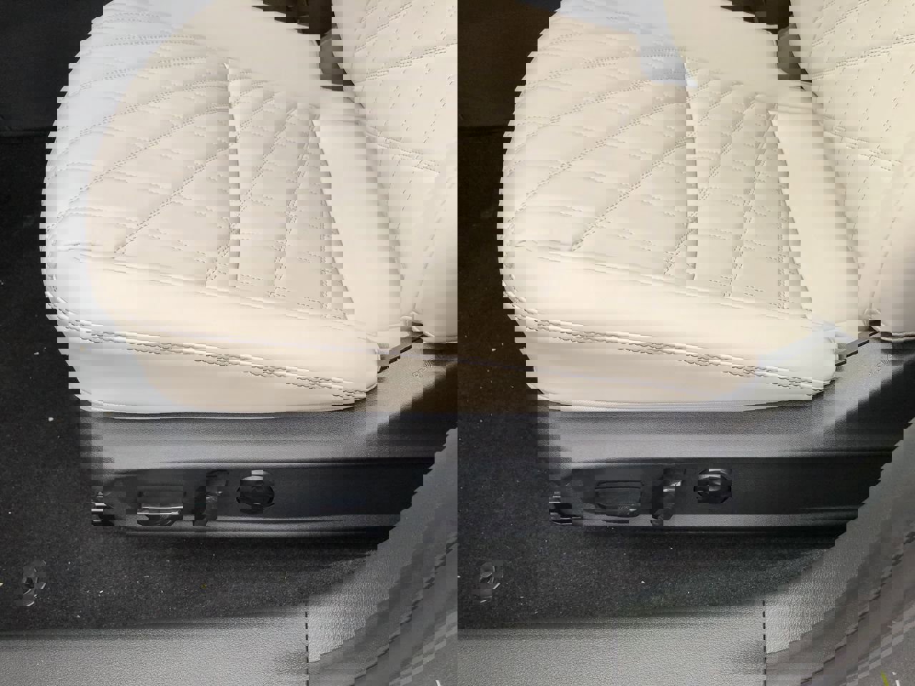 New 2026 Nissan Sentra SL w/ Floor Mat Package image 23