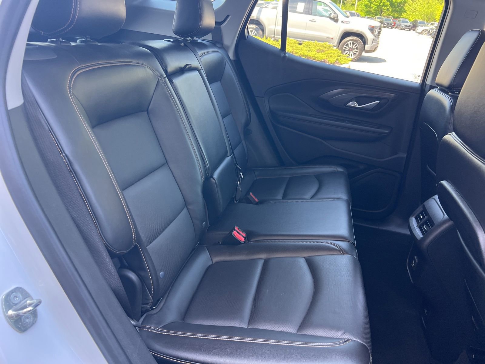 Used 2021 GMC Terrain SLT AWD/4WD image 33