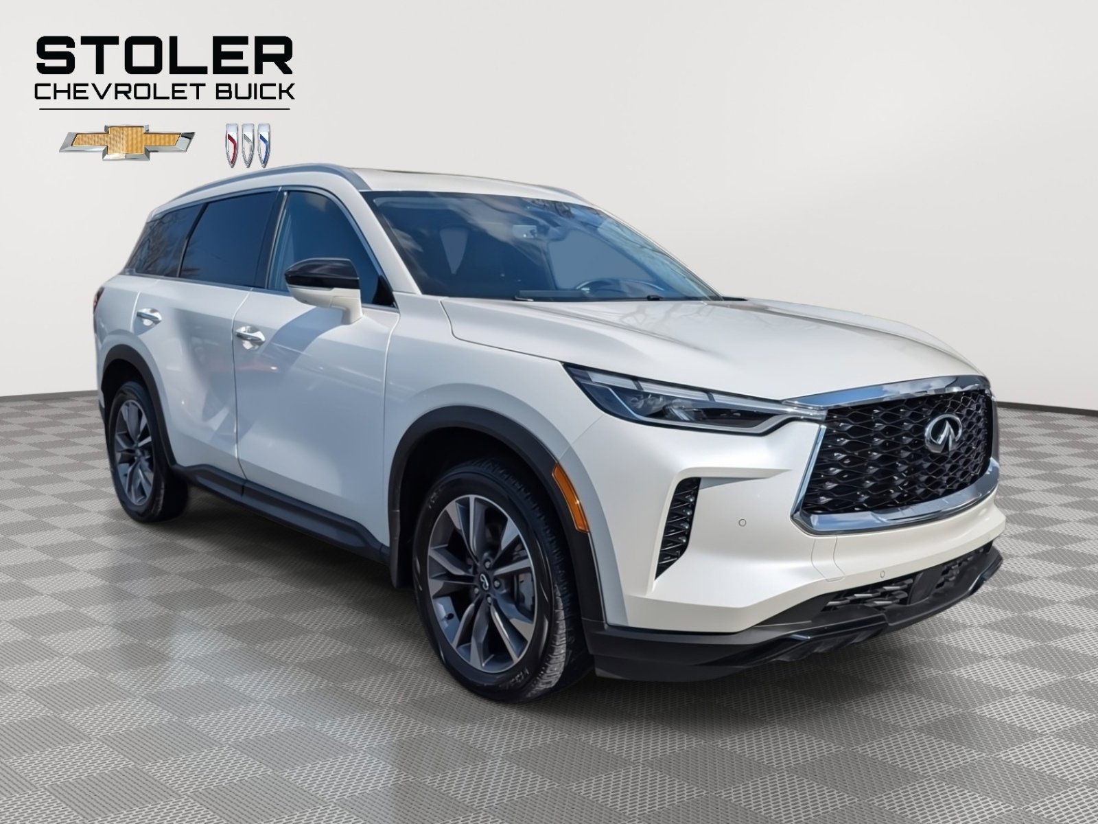 Used 2023 INFINITI QX60 Luxe w/ Cargo Package image 7