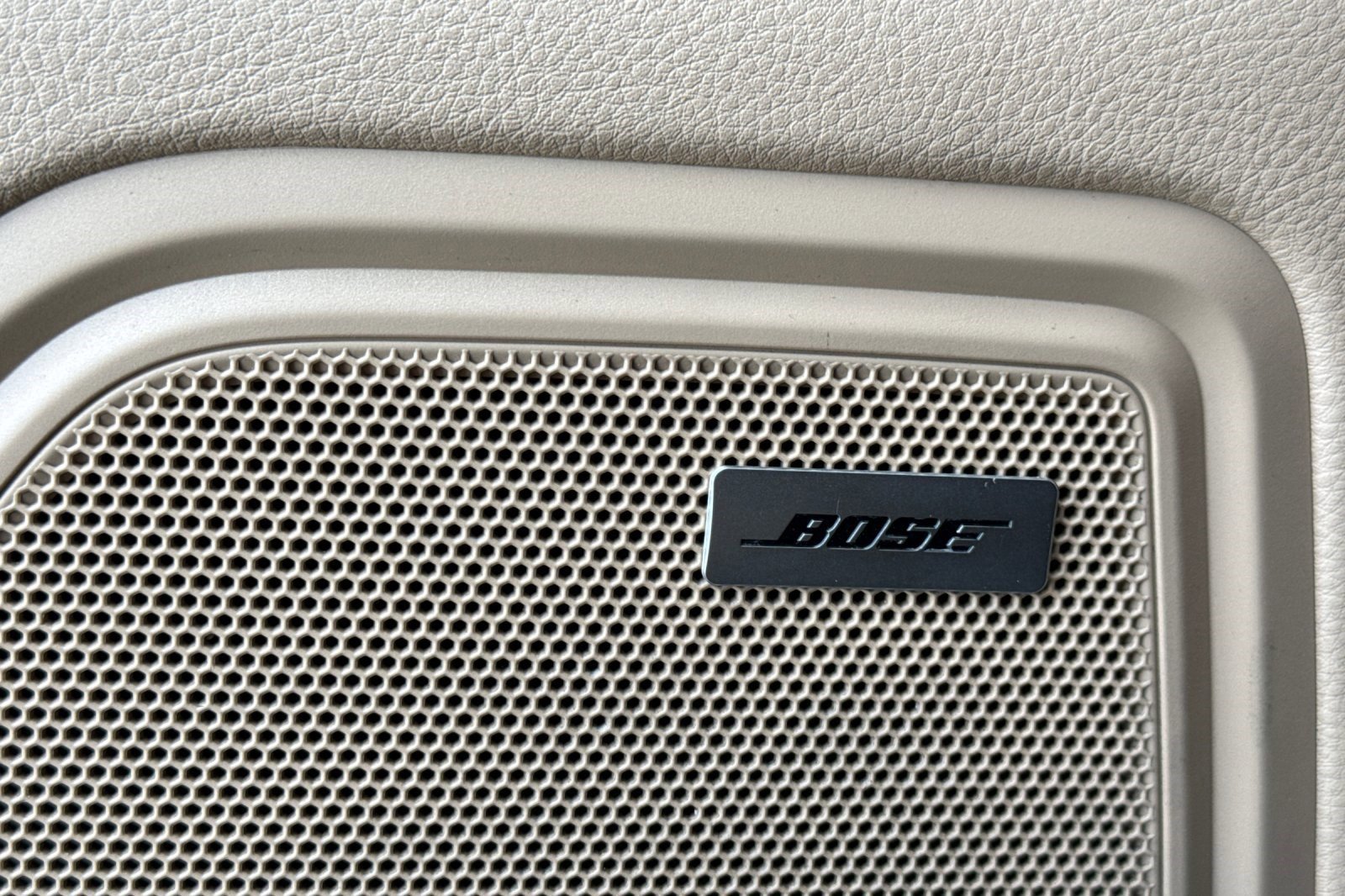 Used 2019 Porsche Macan image 21