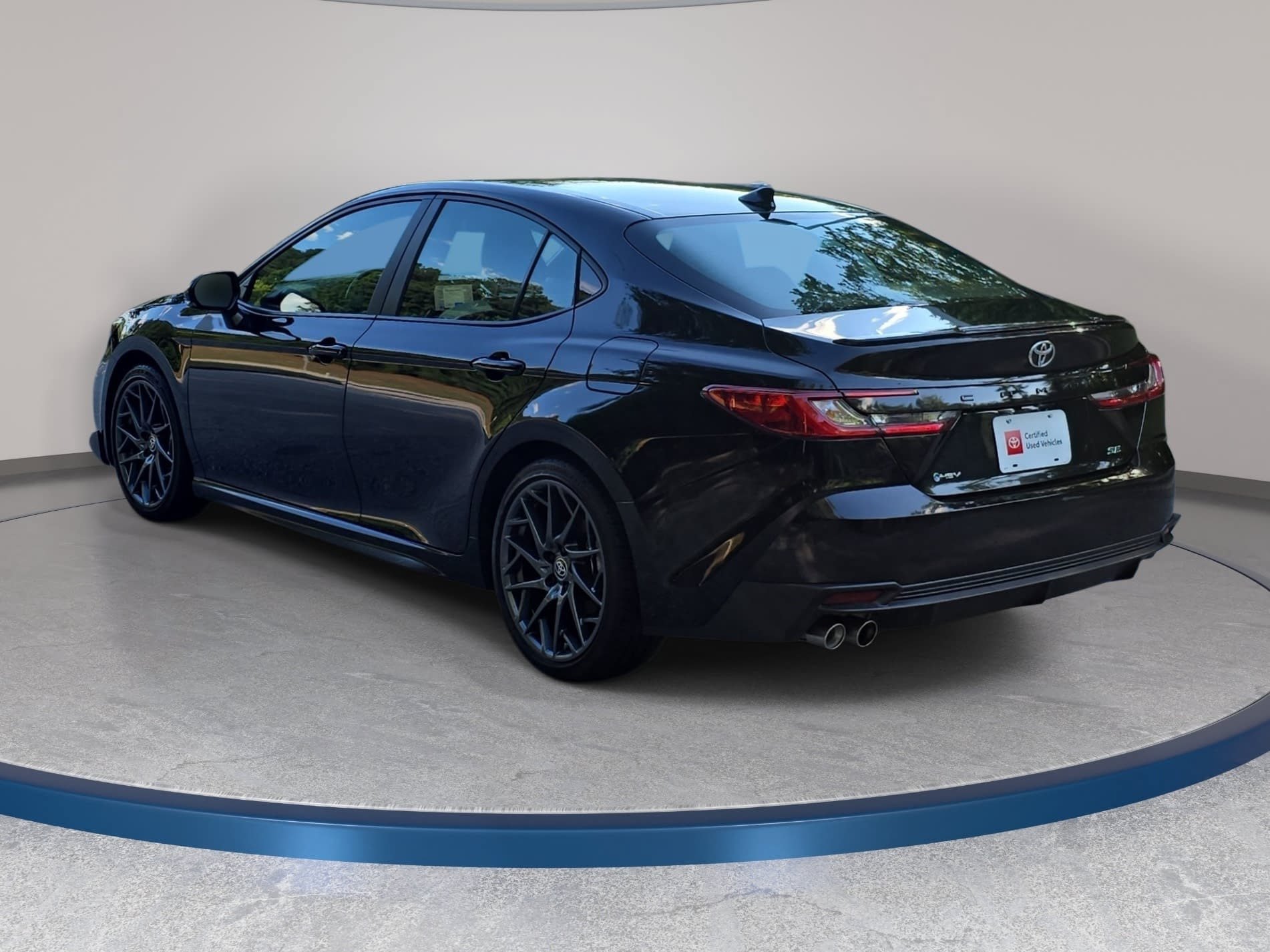 Certified 2025 Toyota Camry SE w/ Convenience Package FWD image 7