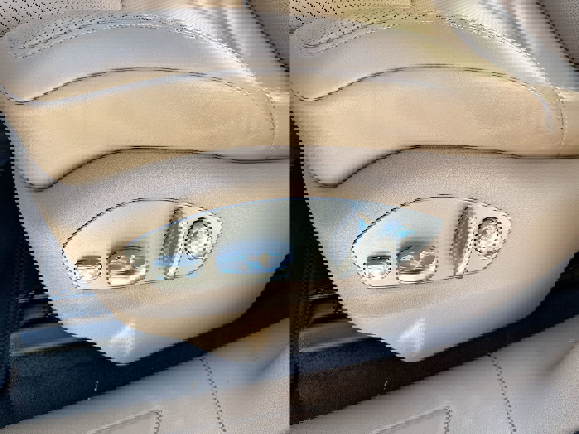 Used 2021 Porsche Macan Premium Plus image 14