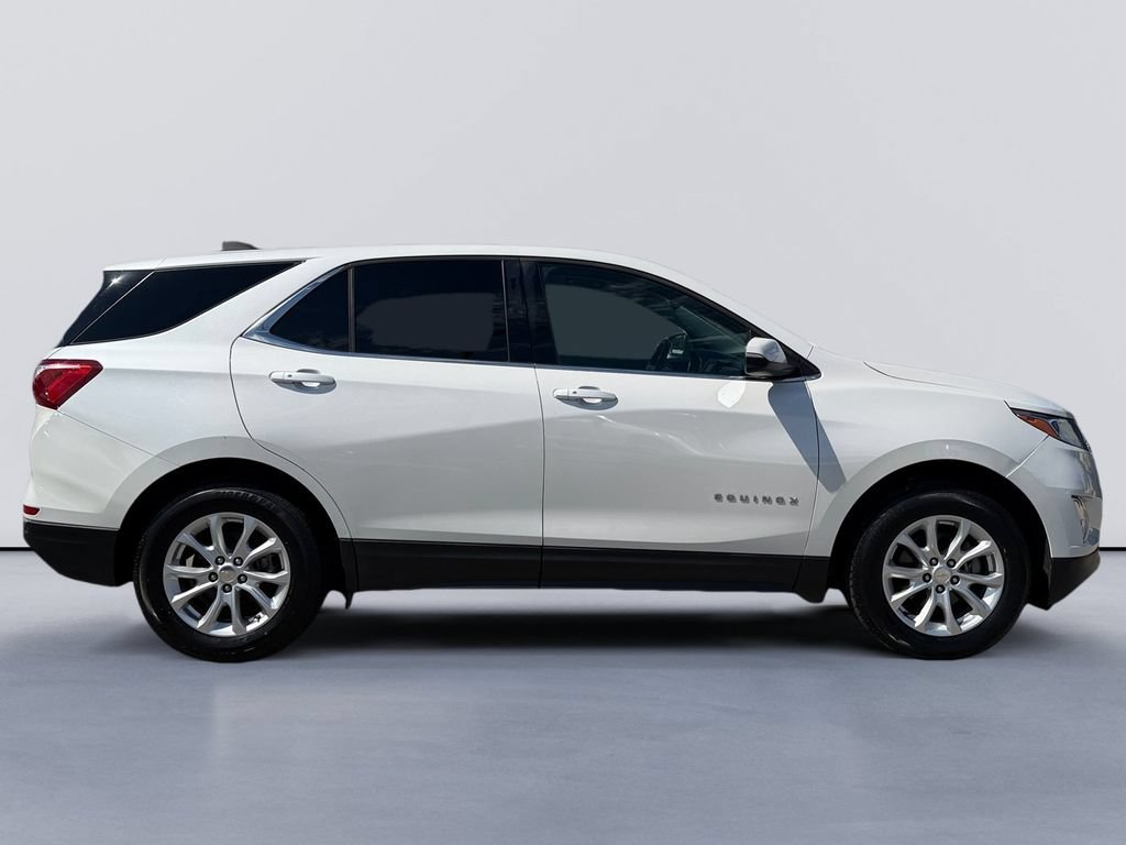 Used 2018 Chevrolet Equinox LT AWD/4WD image 2