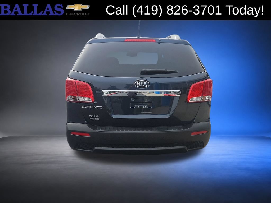 Used 2012 Kia Sorento LX w/ Convenience Pkg FWD image 4