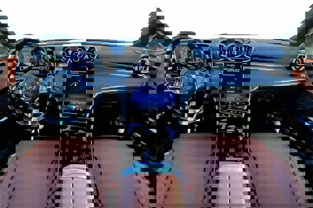 Certified 2025 Mercedes-Benz C 300 4MATIC Sedan image 11