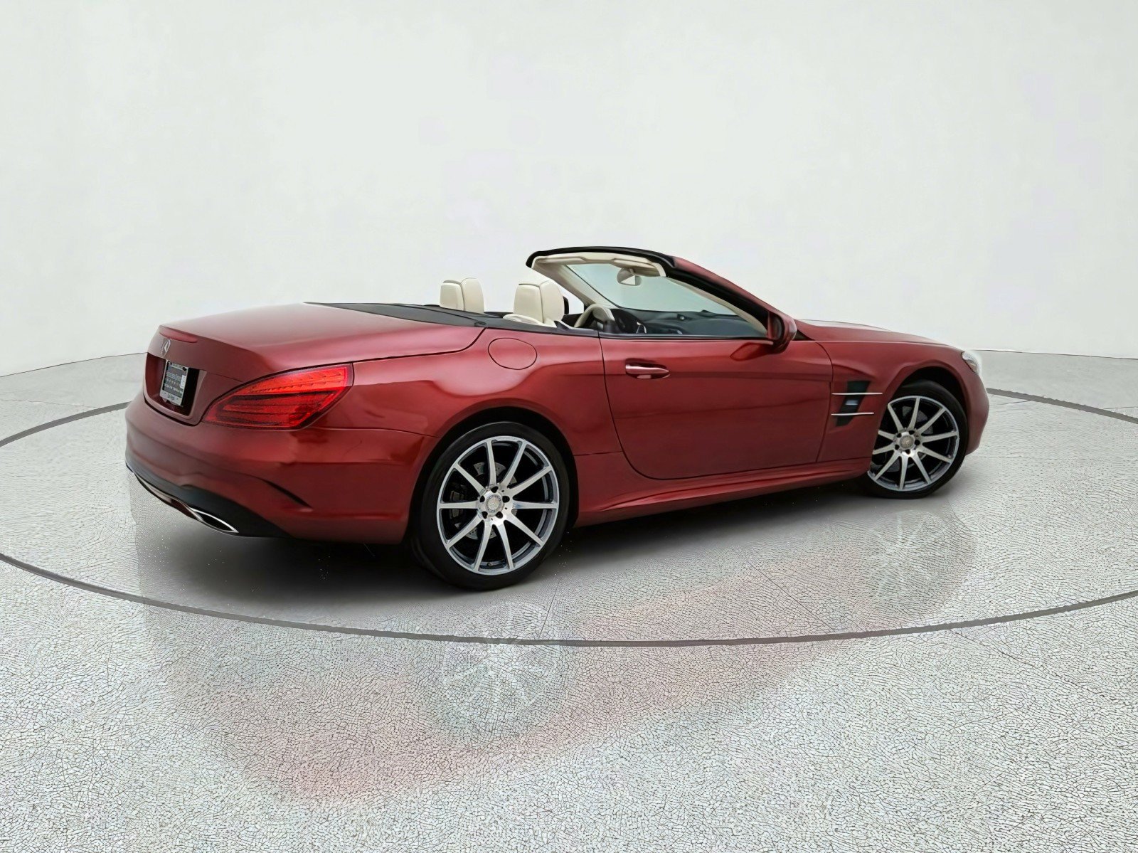 Used 2017 Mercedes-Benz SL 450 image 8