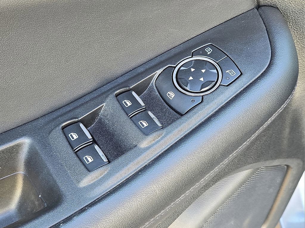 Used 2024 Ford Edge SEL image 20