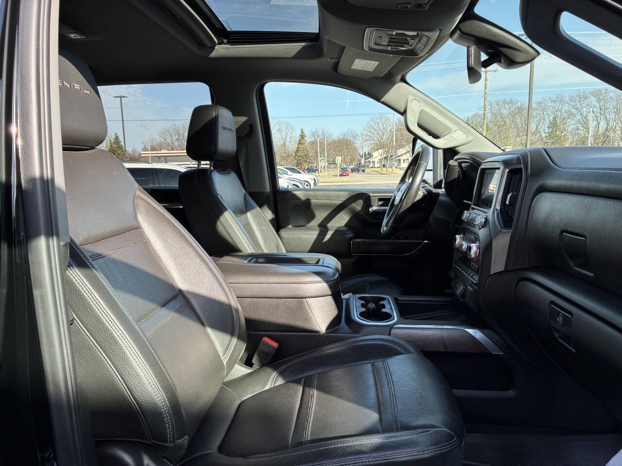 Used 2022 GMC Sierra 2500 Denali AWD/4WD image 27
